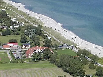 Apartment Urlaub Mit Ostseeblick, Schwimmbad Und Direkter Strandlage Kronsgaard