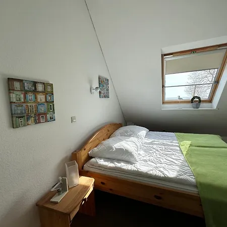 Apartment Urlaub Mit Ostseeblick, Schwimmbad Und Direkter Strandlage *